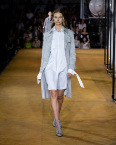 Burberry Spring_Summer 2020 Collection - Look 20