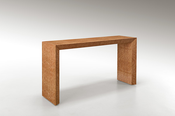 BE-Kelley-console-1
