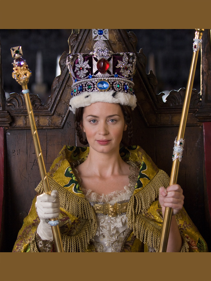 Emily-Blunt-in-The-Young-Victoria,-2009-©-GK-Films,--The-Kobal-Collection