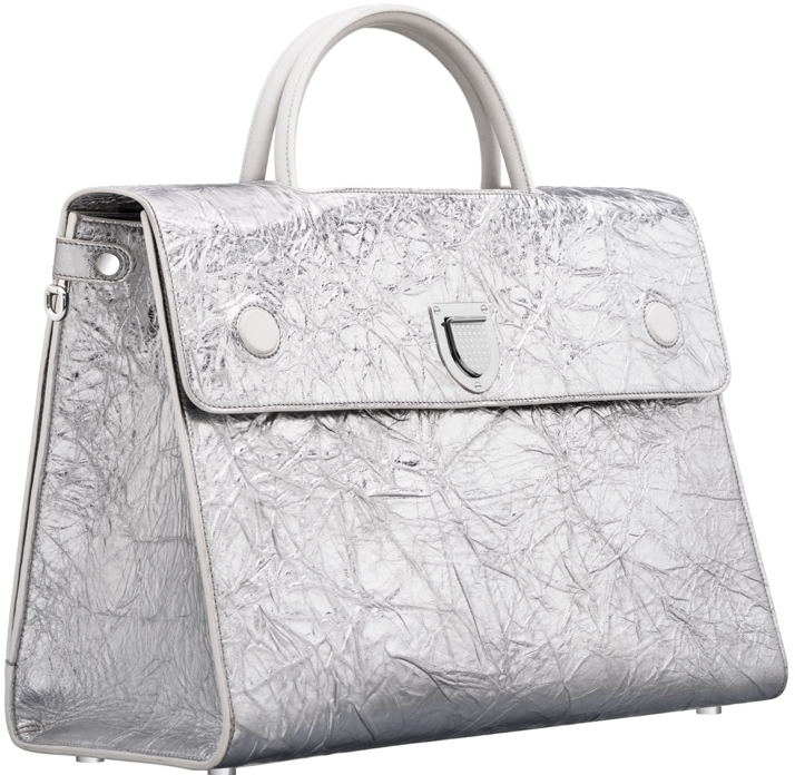 Meet the New Dior Heart Bag ❤️ 