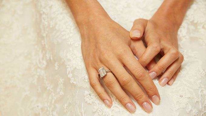Amal-Clooney-ring