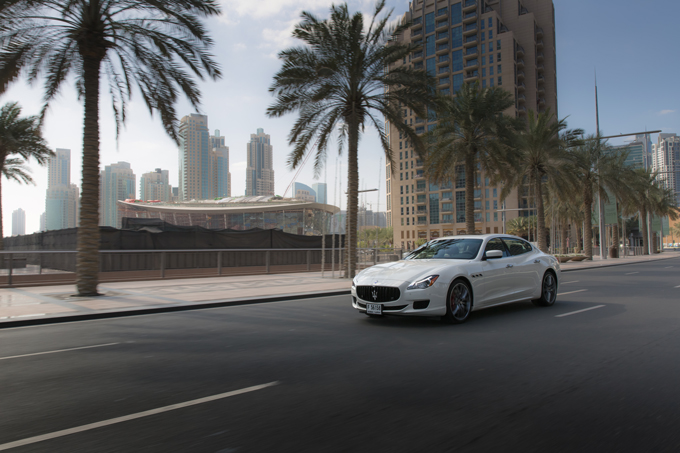 Maserati-Quattroporte-(1)