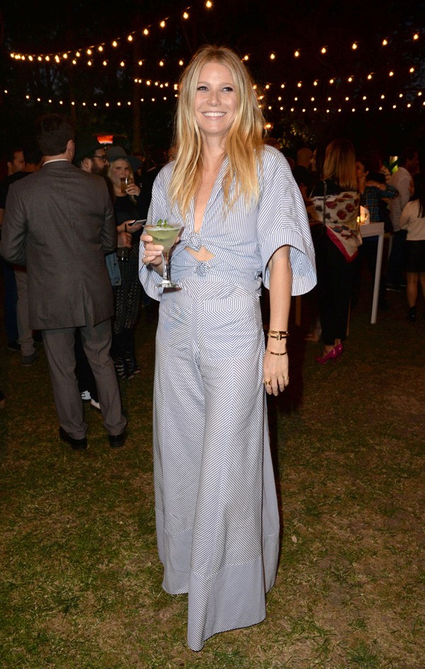 rexfeatures_5733108i