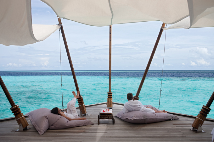 moofushi-maldives-honeymoon-1