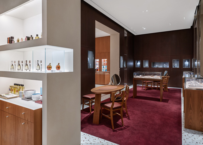 hermes_dxb_halfres-2