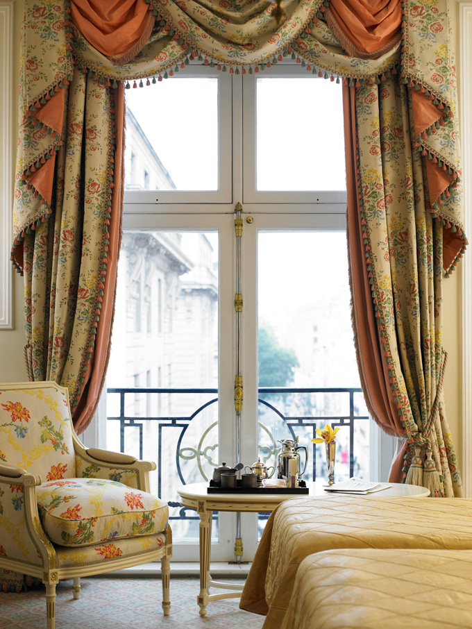 Hi_LW0420_56866135_Superior_King_(Twin)_-_Detail