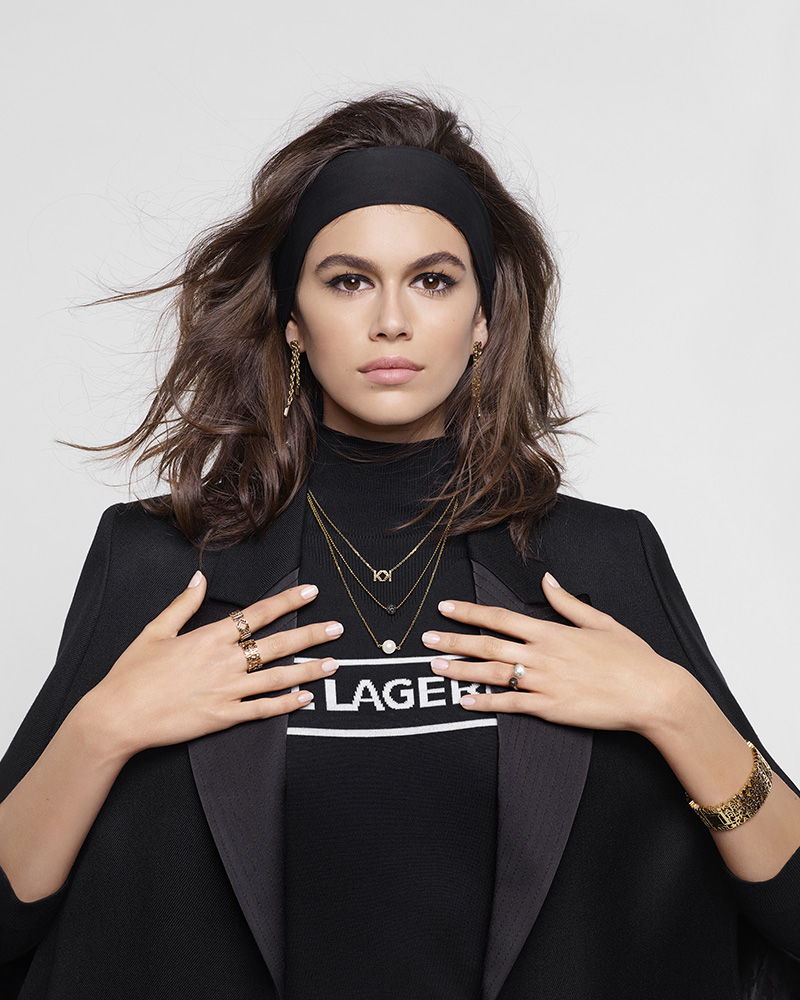 onszelf Afgrond Onregelmatigheden Kaia Gerber Fronts Karl Lagerfeld FW18 Campaign - A&E Magazine