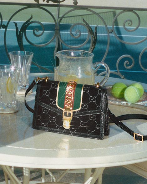 GU600_SYLVIE BAG CAMPAIGN_LAYOUT_CROP_300dpi_011