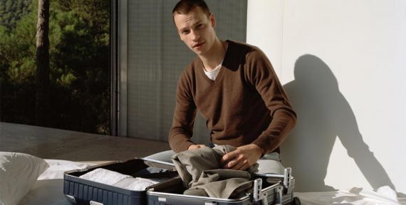 packing tips men travel christmas rimowa