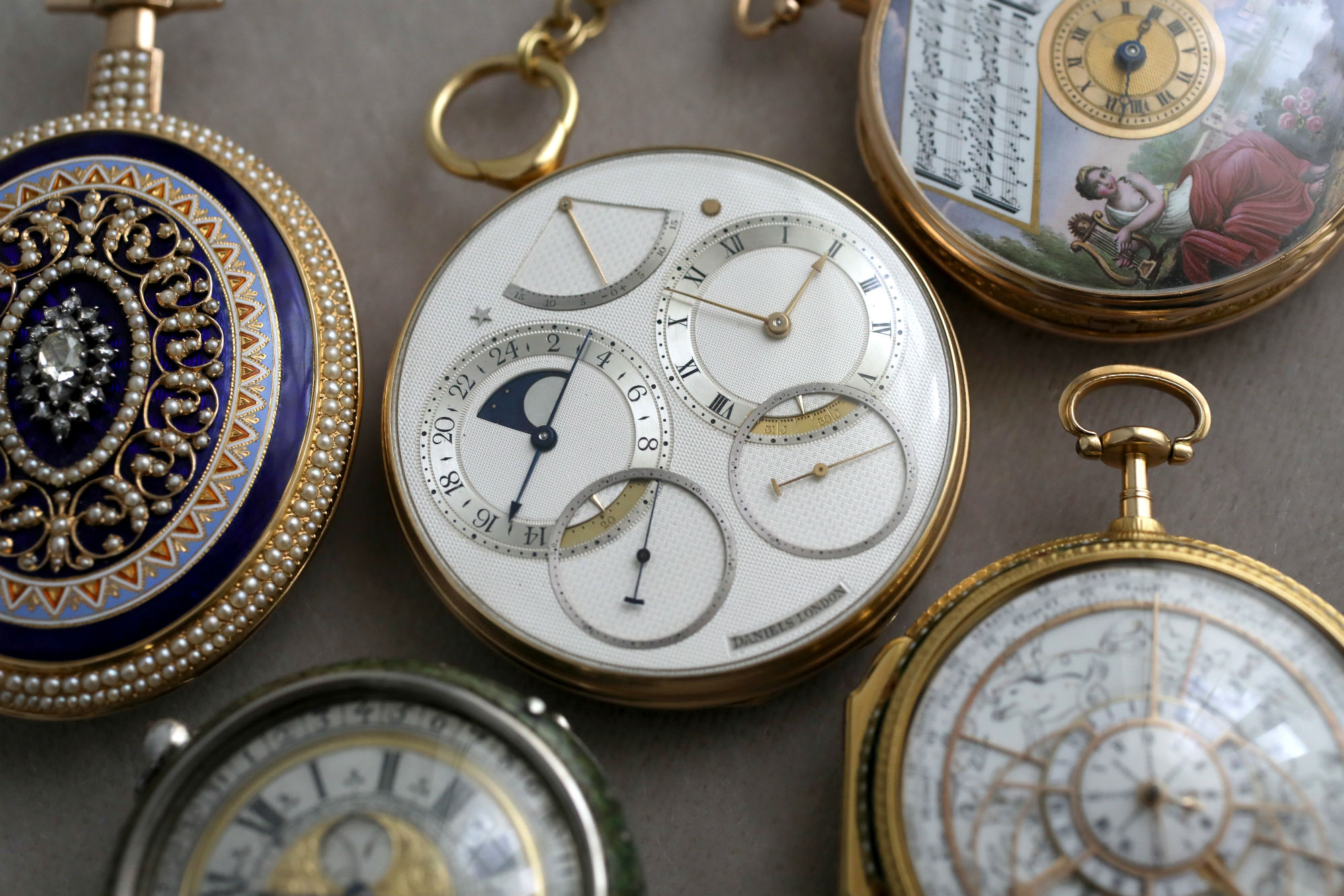 Buying and collecting vintage watches - Homes and Antiques-hkpdtq2012.edu.vn
