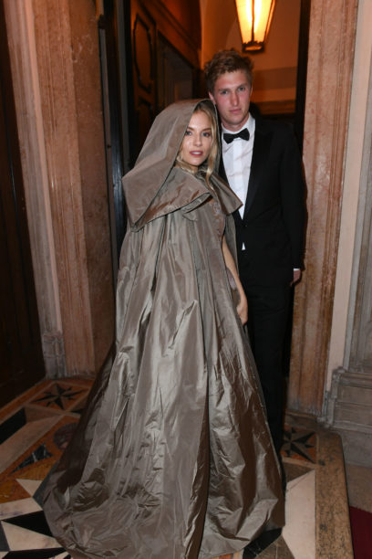 DIOR_TIEPOLO BALL_Sienna Miller & Lucas Zwirner