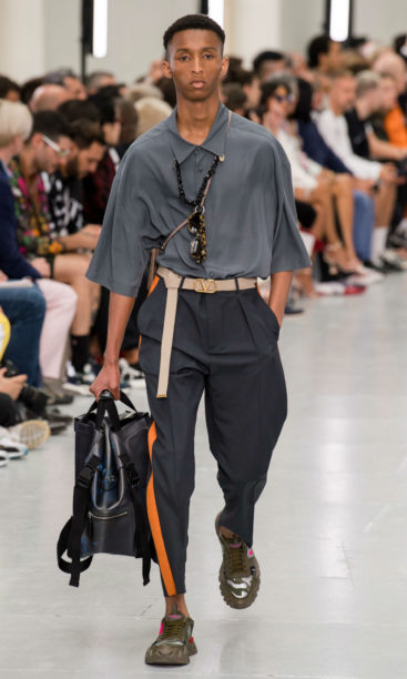 Valentino Menswear Collection at Paris Fashion Week SS20: Think ...