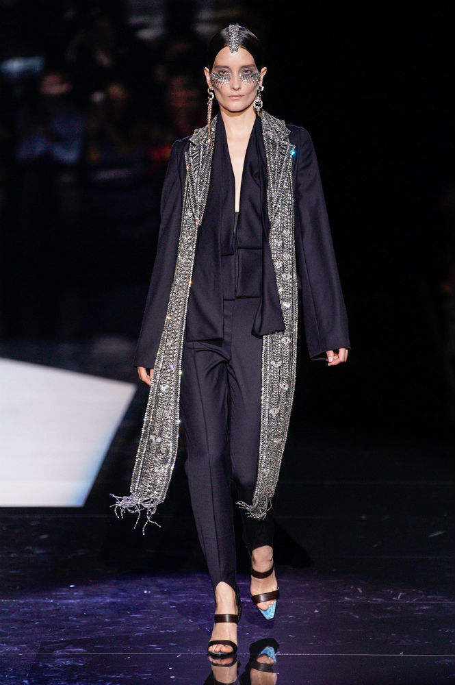 See Schiaparelli's Haute Couture Collection for AW19 - A&E Magazine