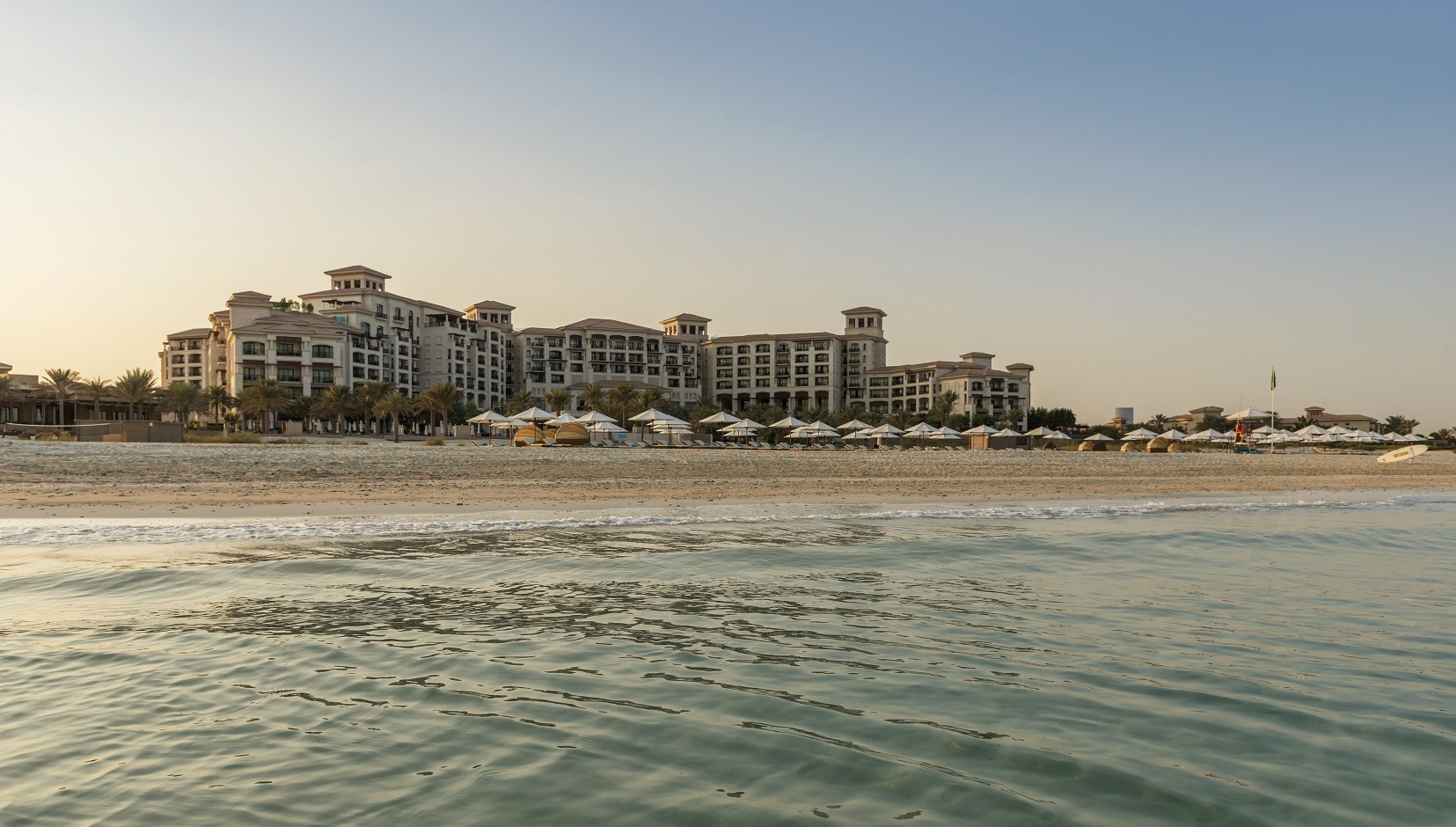 St regis saadiyat island abu dhabi. St Regis Saadiyat Island пляж. Grove (Абу-Даби, остров Саадият). The St. Regis Saadiyat Island Resort, Abu Dhabi. The St. Regis Marsa Arabia Island.