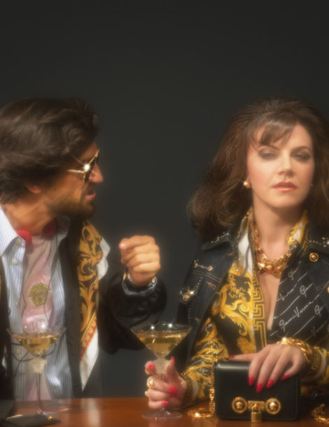 versace holiday 2019