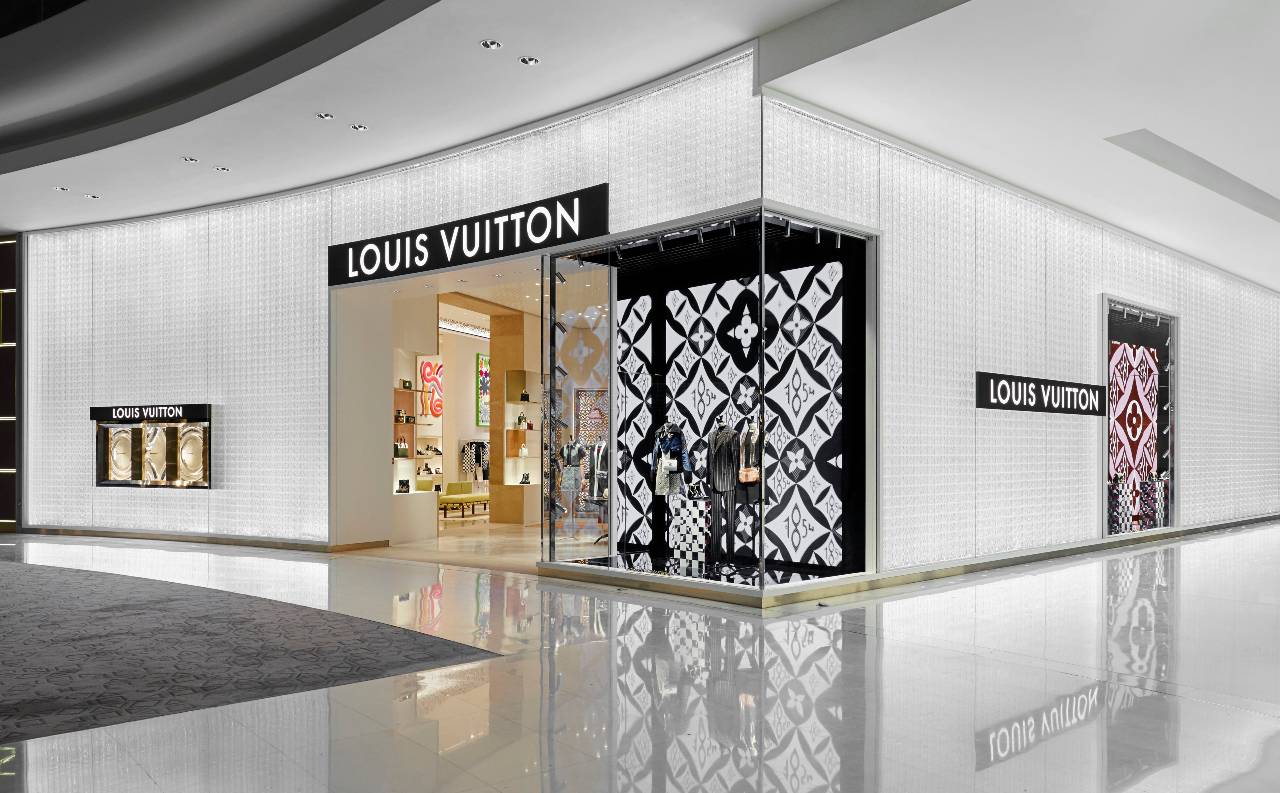 Louis Vuitton Dubai Mall Store in Dubai United Arab Emirates  LOUIS  VUITTON