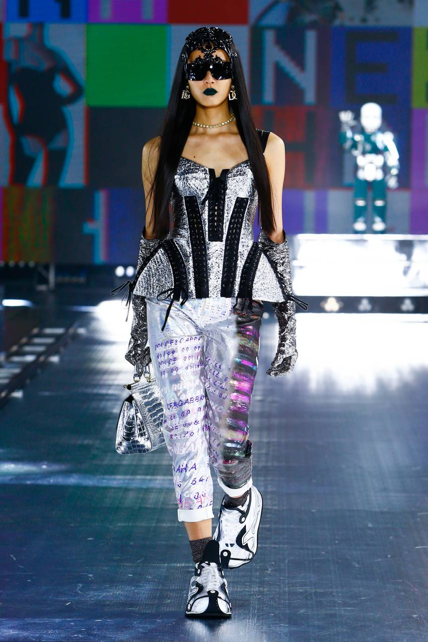 Dolce & Gabbanaâs Fall/Winter 2021 Collection Celebrates the Past, Present and Future - A&E Magazine