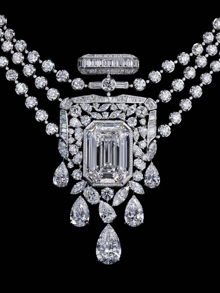 Chanel N°5 Celebrates 100 Years With An Exclusive Diamond Necklace A