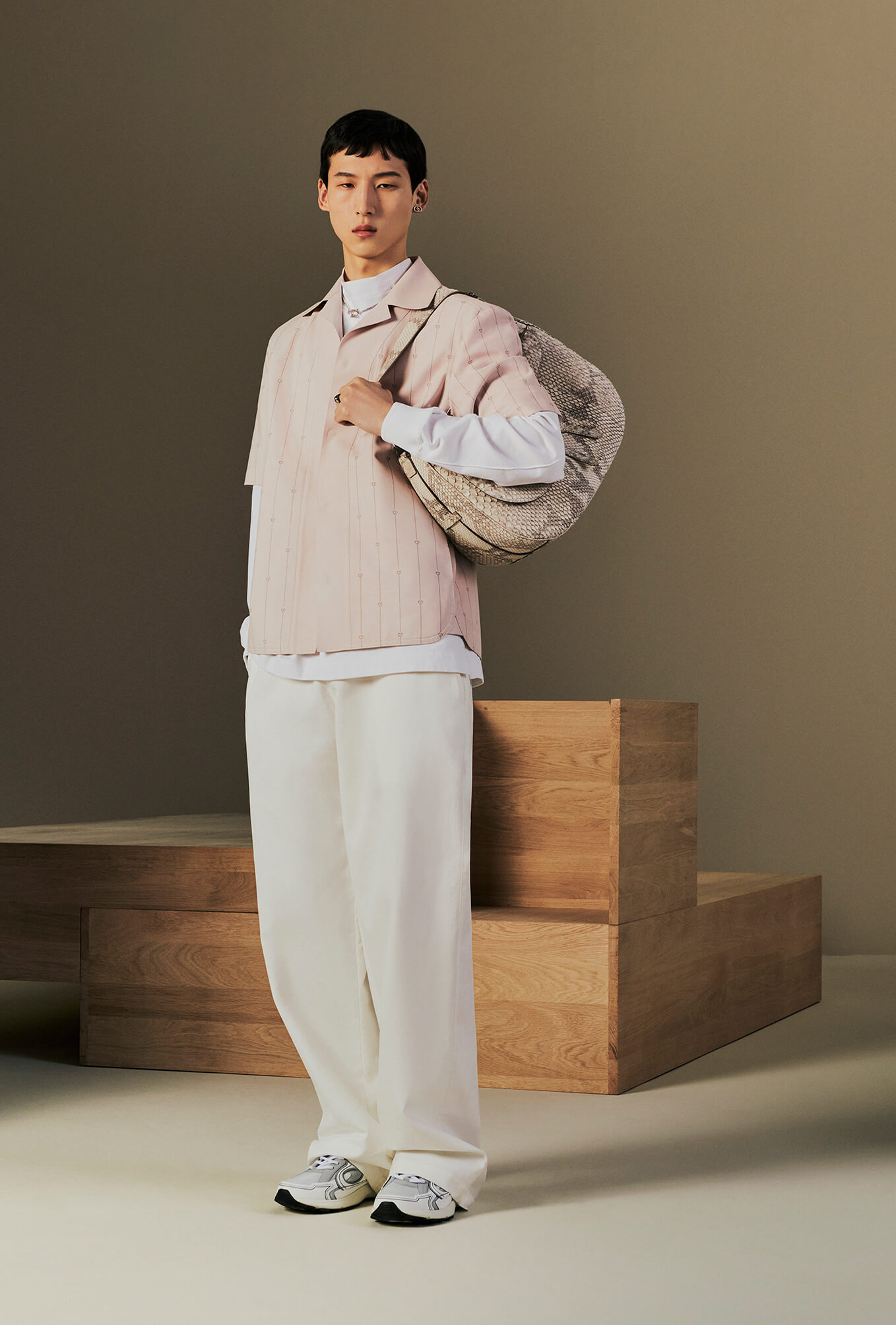Dior Men Presents Its Spring 2022 Collection - A&E Magazine