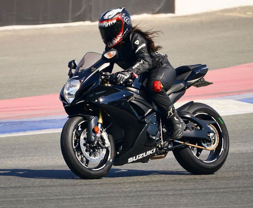 Hamda Taryam, the UAE’s First Female Drag Racer Shares Her Love For ...