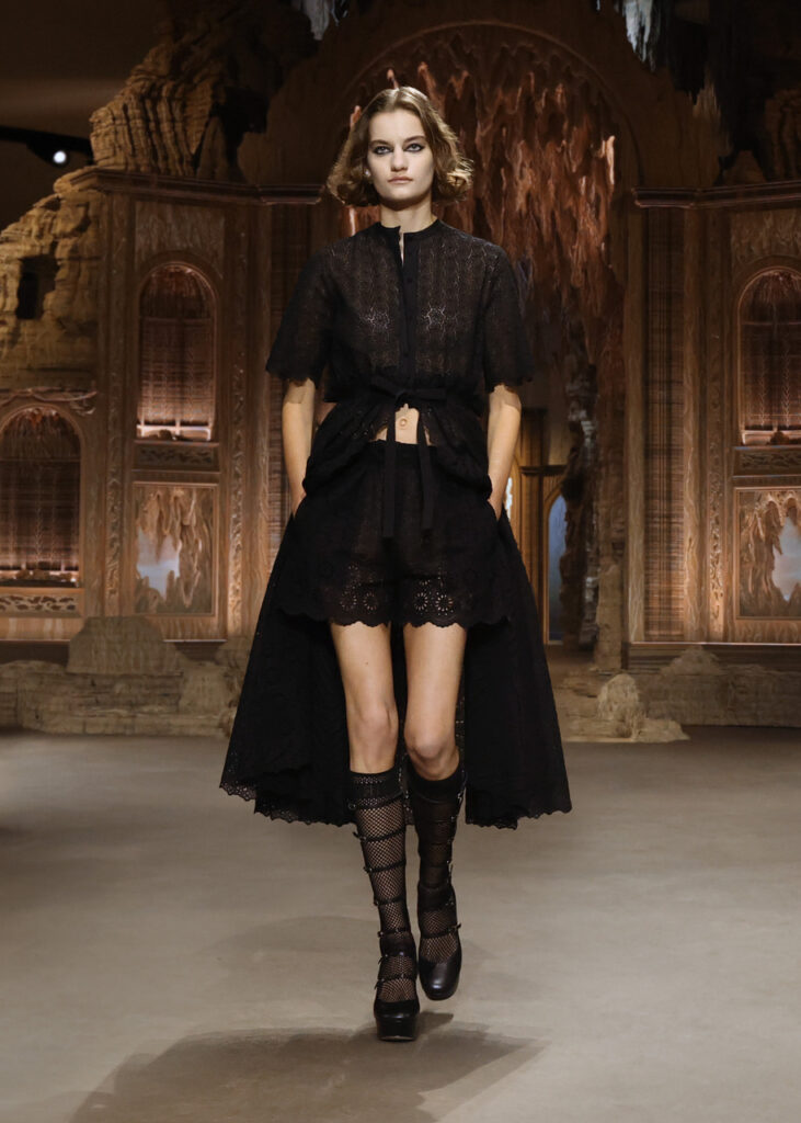 Dior Presents Its Spring/Summer 2023 Collection at Paris Fashion Week ...