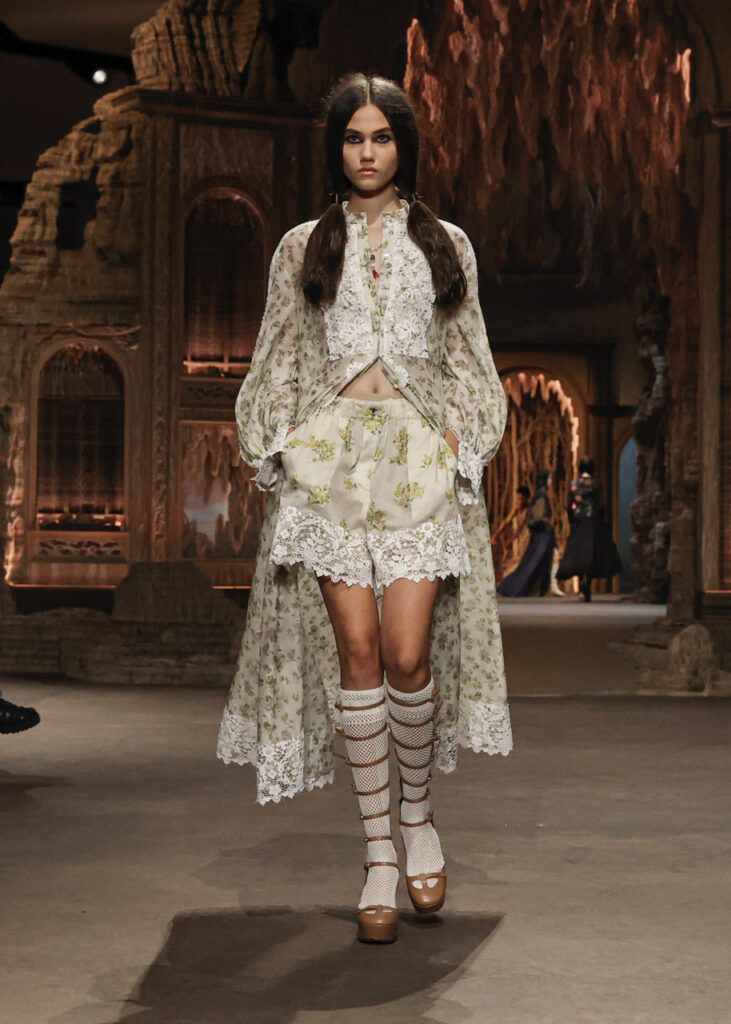 Dior Presents Its Spring/Summer 2023 Collection at Paris Fashion Week ...