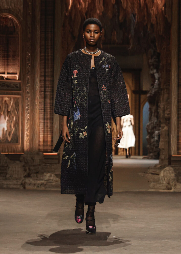 Dior Presents Its Spring/Summer 2023 Collection at Paris Fashion Week ...