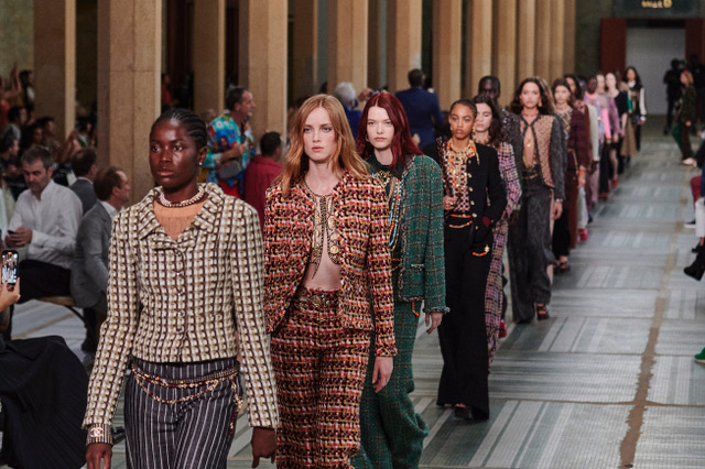 See Chanel’s 2022/23 Métiers d’art Collection - A&E Magazine