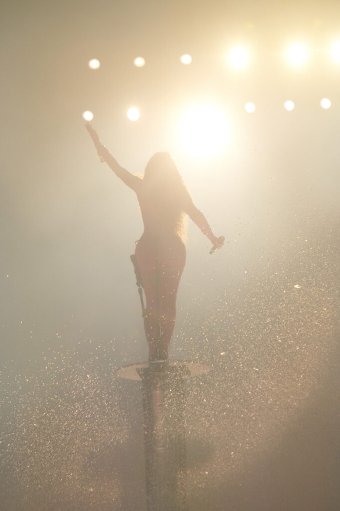 Beyoncé Performs at Atlantis The Royal as it Opens in Dubai - A&E Magazine