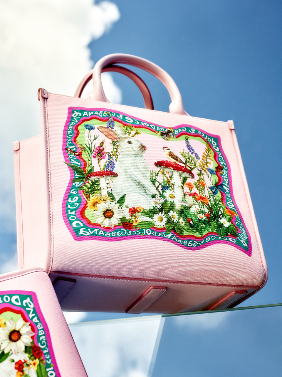 Dolce&Gabbana Unveils a Special Collection For The Year of the Rabbit ...