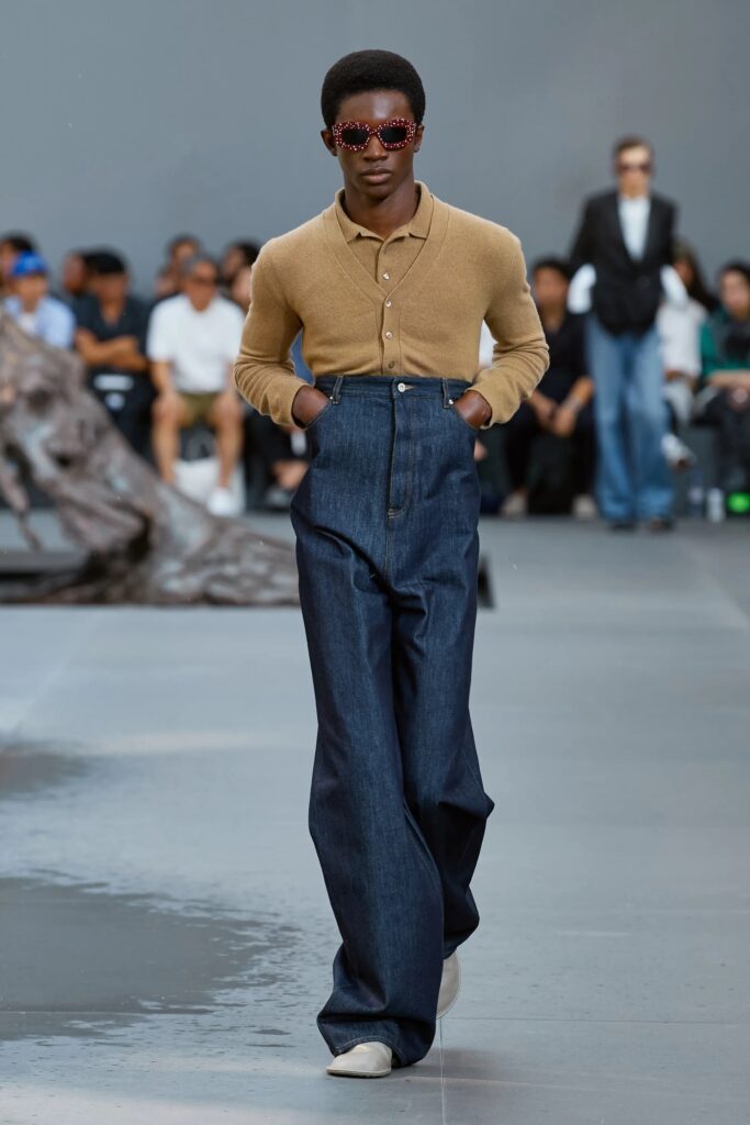 LOEWE JEANS STYLE 43