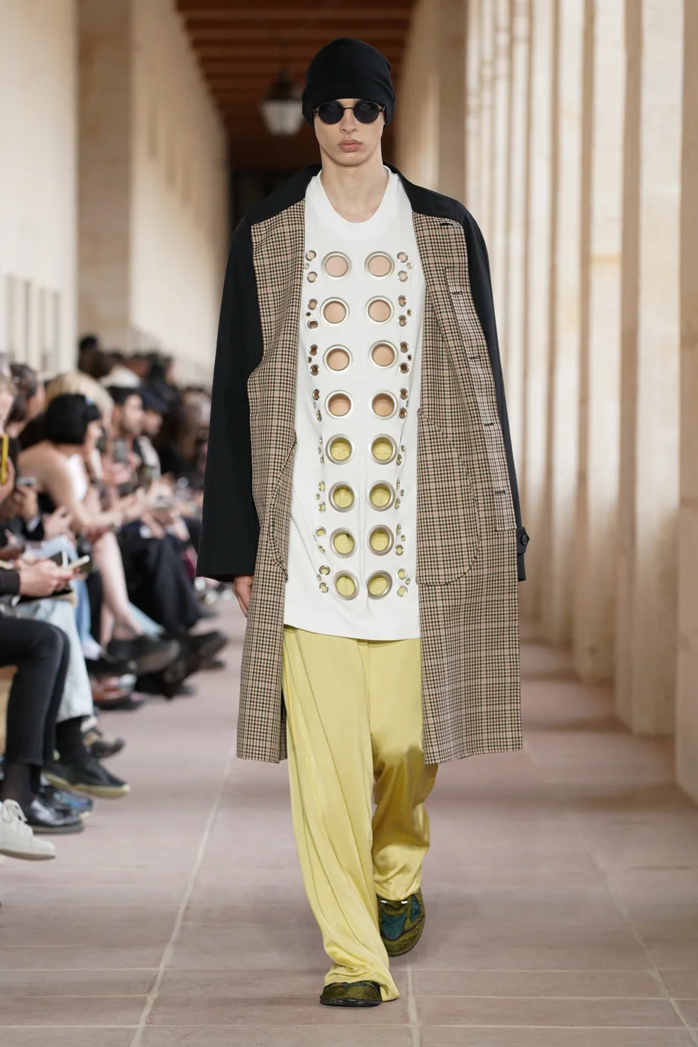 These Are The Key Looks From The Givenchy SS24 Menswear Show In Paris ...