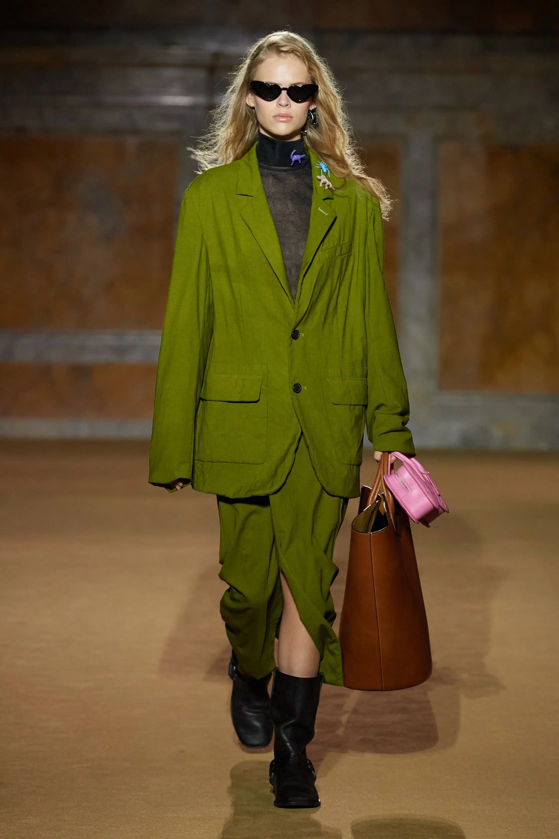 NYFW: Michael Kors Looks To The Freedom Of The 70s For SS24